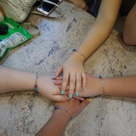 Meet your Posher, Sarah - Picture 1 of 1